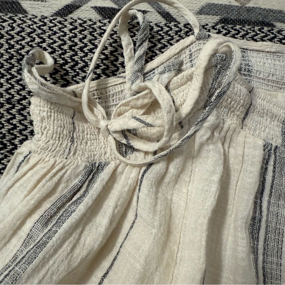 Abercrombie & Fitch Ivory & Black Wide-Flowy Crinkle Cotton Dress - Picture 7 of 10
